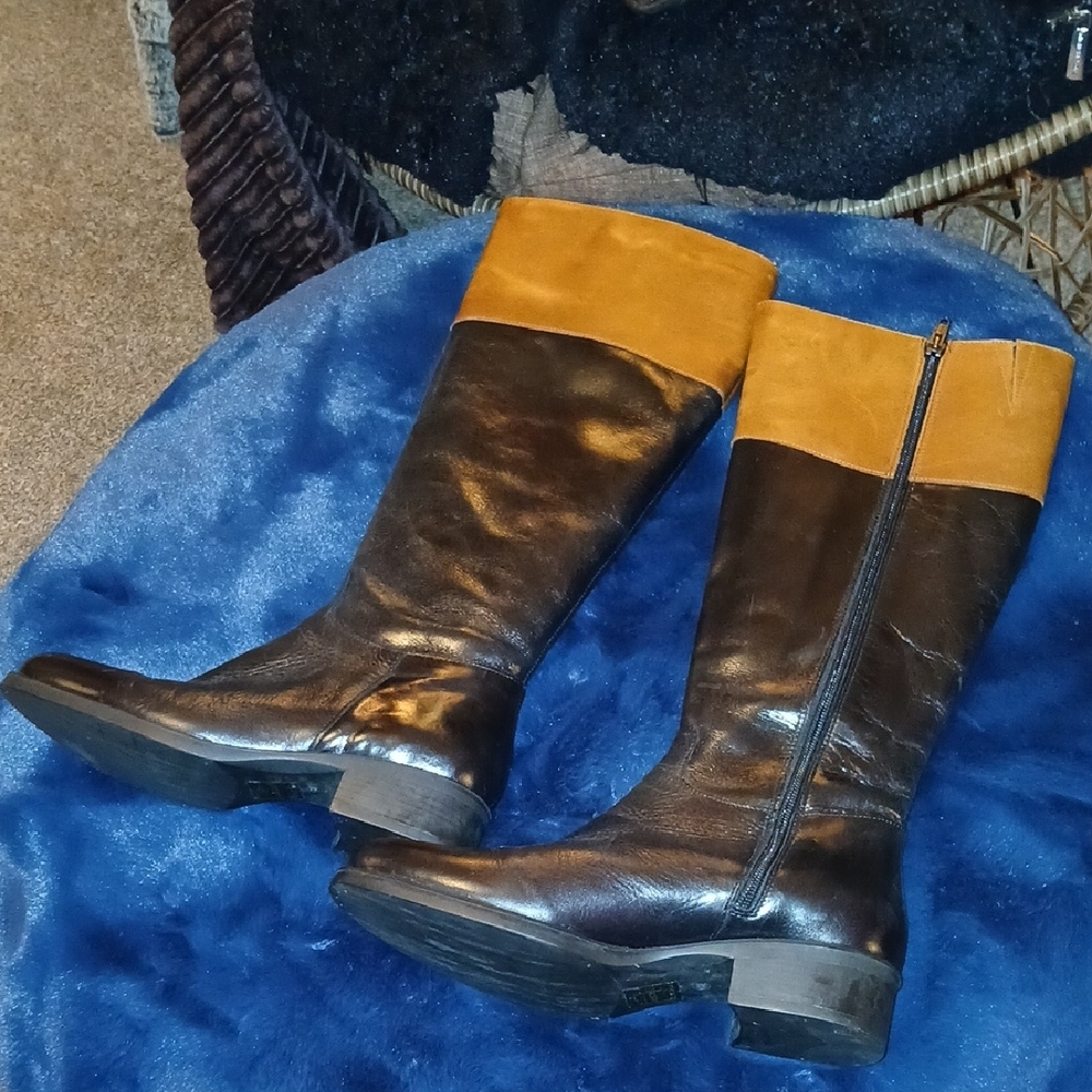 Two-Tone Leather Riding Boots - Picture 3 of 3